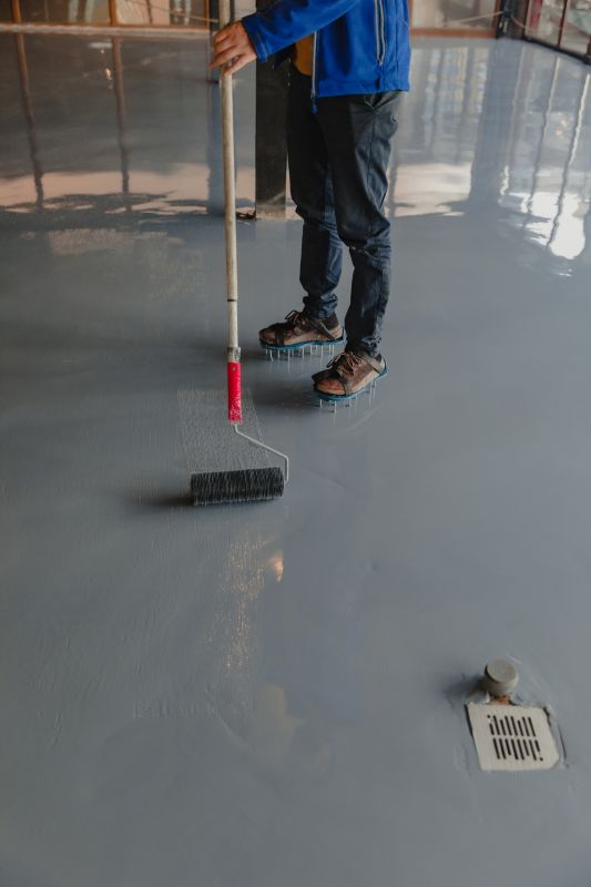 Applying Garage Floor Coating